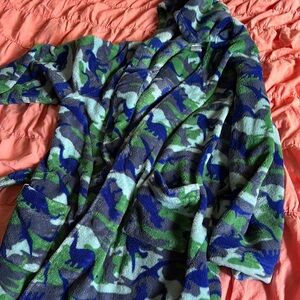 Tucker Tate 10-12 robe w dinosaur print preloved